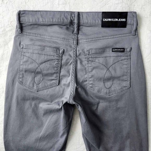 Calvin Klein Jeans Gray Ankle Skinny Lightweight Pants With Stretch, Size 4 - Picture 5 of 13